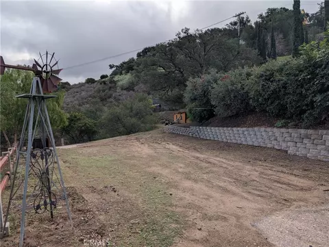 1087 Loma Ln, Simi Valley, CA 93063 photo 4