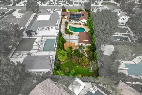 19732 Henshaw, Woodland Hills, CA 91364