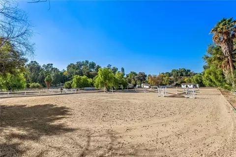 5547 Paradise Valley Rd, Hidden Hills, CA 91302