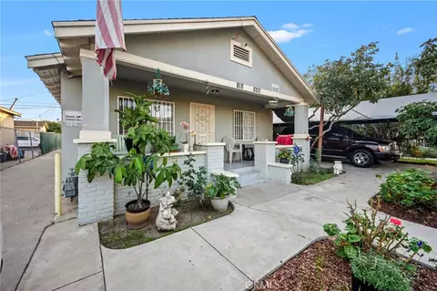 818 W 65th, Los Angeles, CA 90044