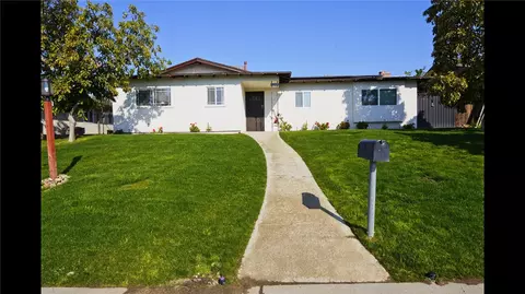 3206 Candlewood Dr, Bakersfield, CA 93306