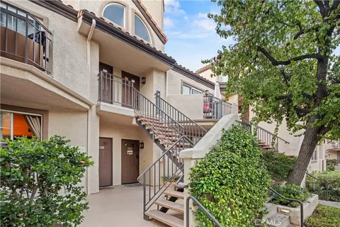 24129 Del Monte Dr #162, Valencia, CA 91355