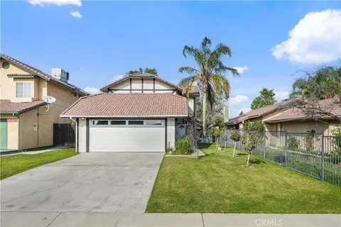 1504 Santiago Ct, Bakersfield, CA 93307
