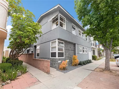 933 E 1st St #7, Long Beach, CA 90802