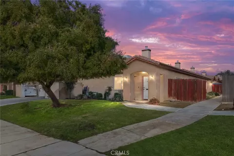548 Yellow Meadow Ct, Bakersfield, CA 93308