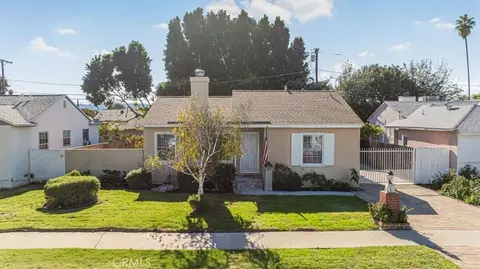 19612 Schoolcraft, Reseda, CA 91335