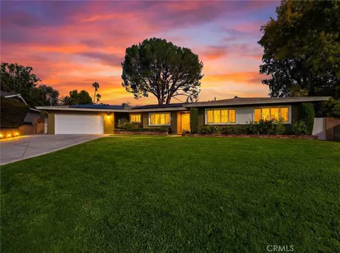 22301 Marilla St, Chatsworth, CA 91311