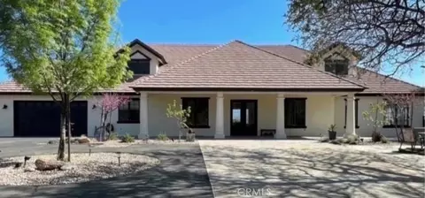 27153 Deer Creek Way, Keene, CA 93531
