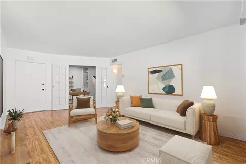 5400 Newcastle Ave #56, Encino, CA 91316