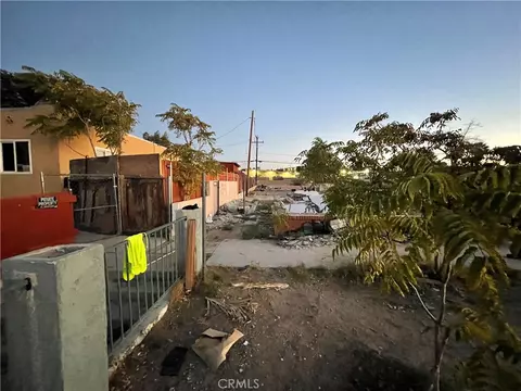 226 E Fredricks, Barstow, CA 92311 photo 37
