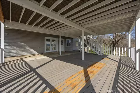 Exterior - 29300 Elkhorn Pl, Tehachapi, CA 93561 photo 10 of 12