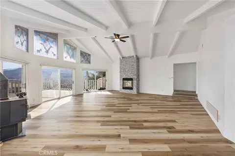 Living - 29300 Elkhorn Pl, Tehachapi, CA 93561 photo 1 of 12