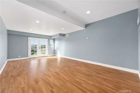 Living - 29300 Elkhorn Pl, Tehachapi, CA 93561 photo 10 of 12