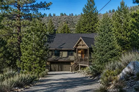 15113 Chestnut Dr, Pine Mountain Club, CA 93222