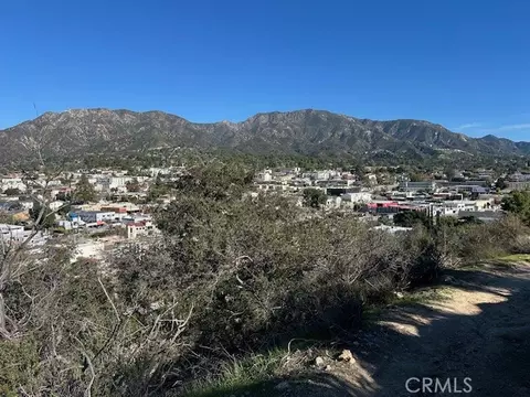 9842 High Top Dr, Tujunga, CA 91042 photo 14