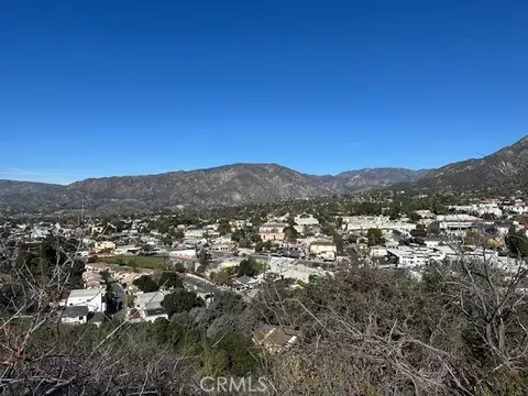 9842 High Top Dr, Tujunga, CA 91042 photo 13