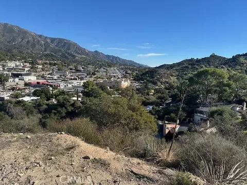 9842 High Top Dr, Tujunga, CA 91042 photo 10