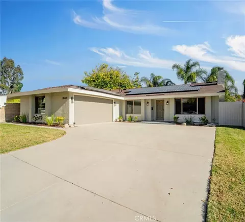 28224 Oaklar Dr, Saugus, CA 91350