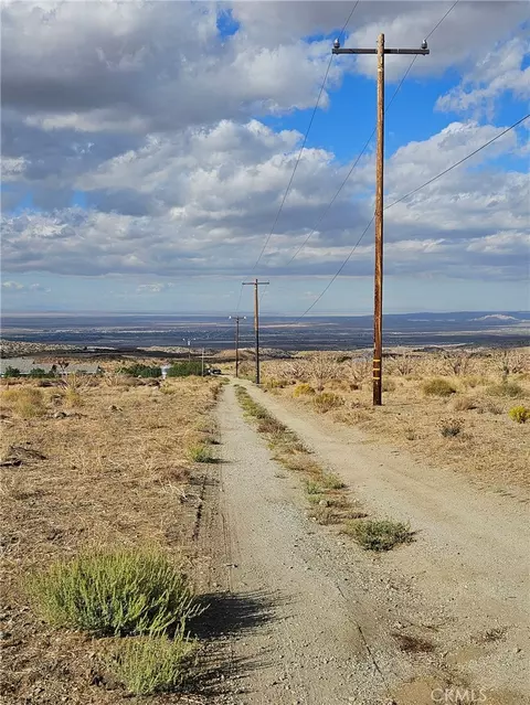 0 Vic Cima Mesa 104 St E, Juniper Hills, CA 93543