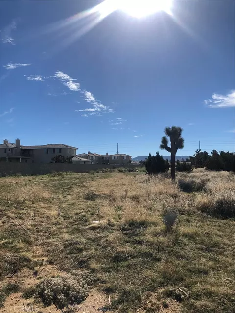 0 Vacvic Avenue M1435th Stw, Lancaster, CA 93536