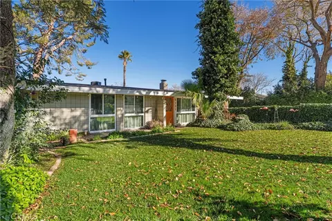 5121 W Avenue M4, Lancaster, CA 93536