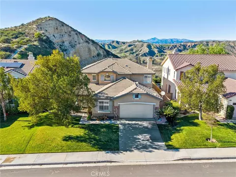 22939 Raintree Ln, Santa Clarita, CA 91390