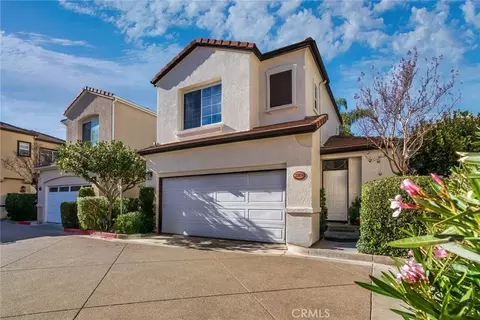 27839 Skycrest Cir #9, Valencia, CA 91354