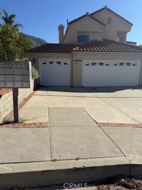 12506 Rajah, Sylmar, CA 91342