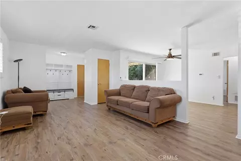 Living - 5604 Katherine, Simi Valley, CA 93063 photo 3 of 8
