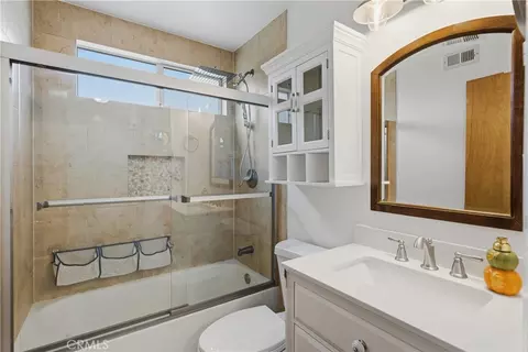 Bath - 5604 Katherine, Simi Valley, CA 93063 photo 1 of 1