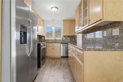 Kitchen - 5604 Katherine, Simi Valley, CA 93063 photo 2 of 3