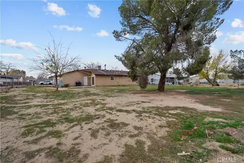 Exterior - 40258 168th St E, Palmdale, CA 93591 photo 1 of 6