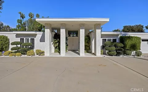 19825 Santa Rita St, Woodland Hills, CA 91364