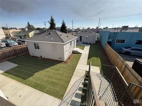 2300 Brundage Ln, Bakersfield, CA 93304
