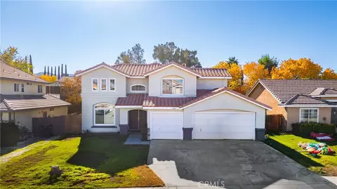 1936 Ivory, Palmdale, CA 93550