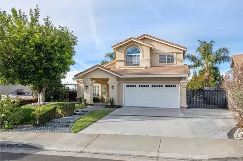 22507 Poplar St, Santa Clarita, CA 91390