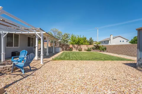 44528 Camolin Ln, Lancaster, CA 93534 photo 48