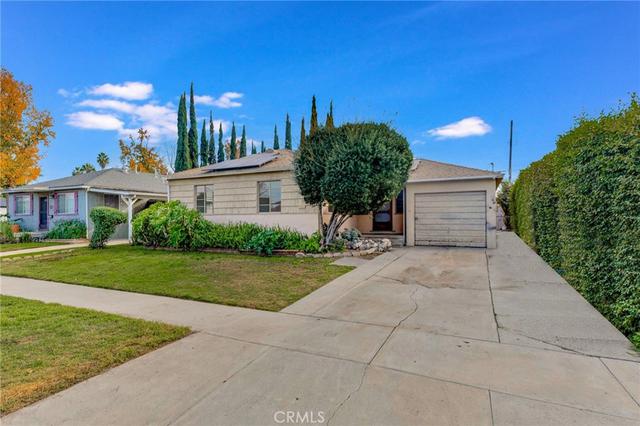 17326 Bullock St, Encino, CA 91316