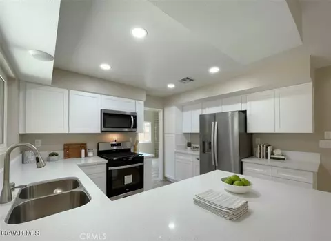 43856 Windsor Pl, Lancaster, CA 93536 photo 7