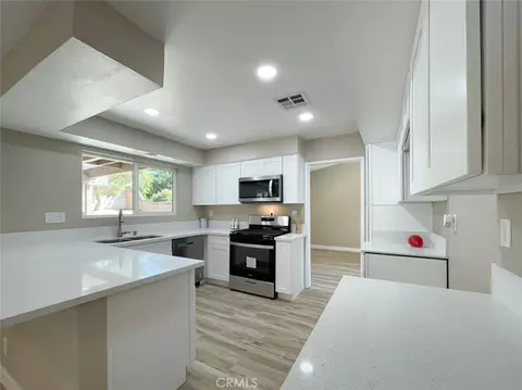 43856 Windsor Pl, Lancaster, CA 93536 photo 8