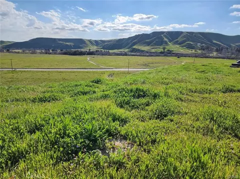 13300 Round Mountain Rd, Bakersfield, CA 93308