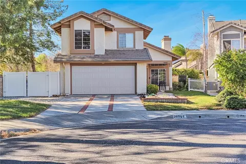 28001 Newfield Ct, Saugus, CA 91350