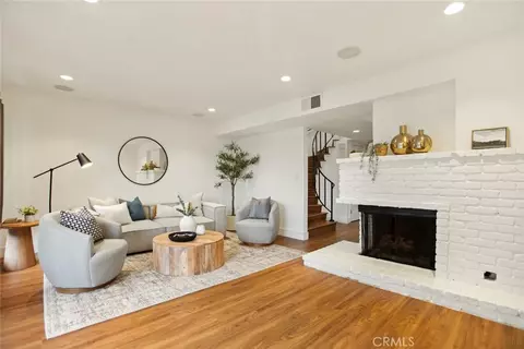 230 Bethany #124, Burbank, CA 91504