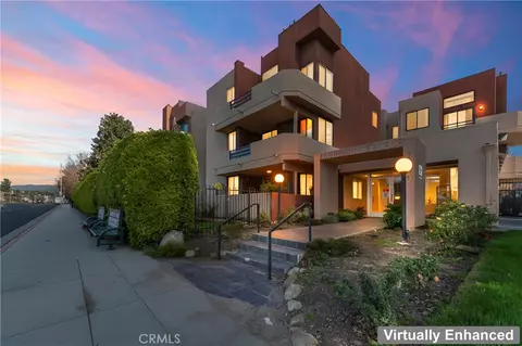 7826 Topanga Canyon Blvd #308, Canoga Park, CA 91304