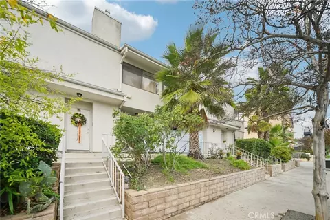 7869 Ventura Canyon Ave #402, Van Nuys, CA 91402