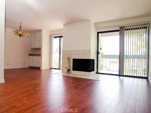 15325 Magnolia #102, Sherman Oaks, CA 91403