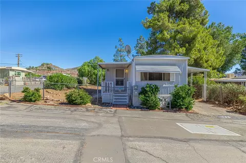 2501 Sierra Hwy #142, Acton, CA 93510