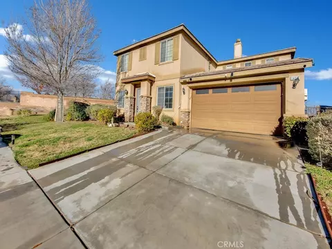 1429 Wellington Dr, Palmdale, CA 93551