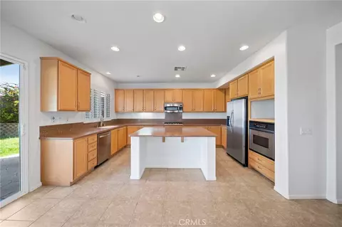 Kitchen - 33710 Sattui, Temecula, CA 92592 photo 2 of 3