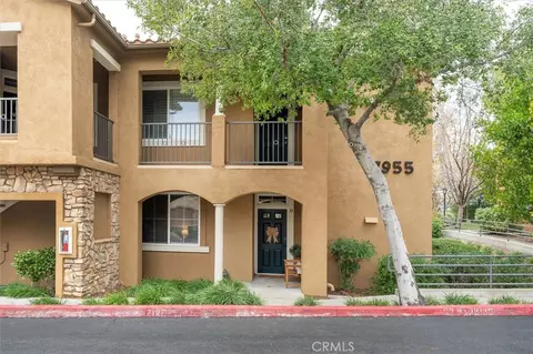 17955 Lost Cyn, Canyon Country, CA 91387